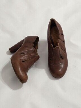 Chie Mihara Chie Mihara Brown Leather Heels 《38 1/2 | 8.5》